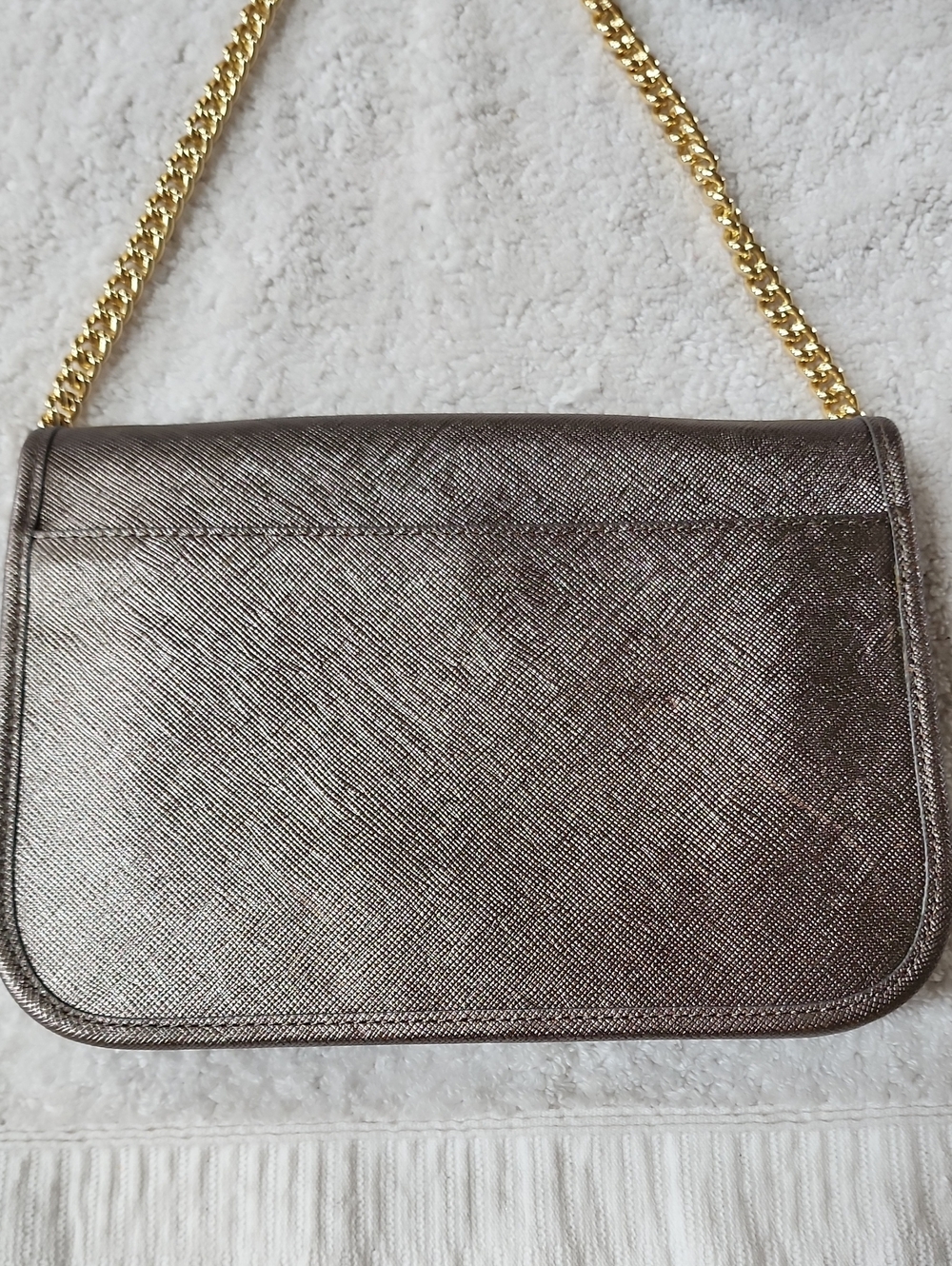 Henri Bendel Women's Metallic Pewter Gold Chain Crossbody Preowned - Picture 5 of 8